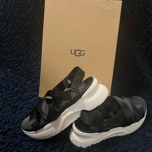 UGG LA Shores Sandals